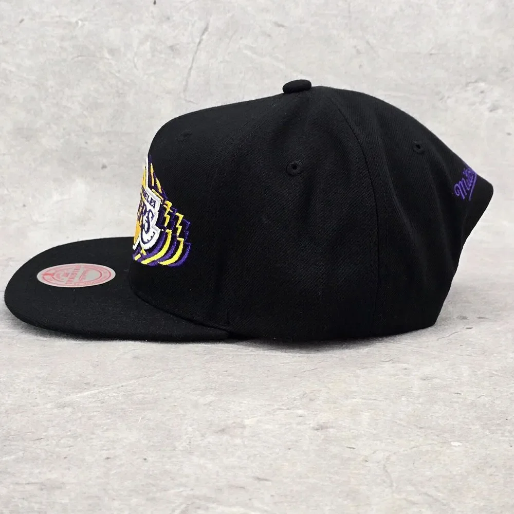 Mitchell & Ness Los Angeles Lakers Vibes Cap Black & Purple Snapback Hat‎ - Picture 5 of 14